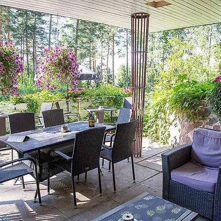 Hotelli-ravintola Hotel