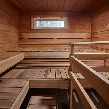 Hotel Hotelli-ravintola 3*