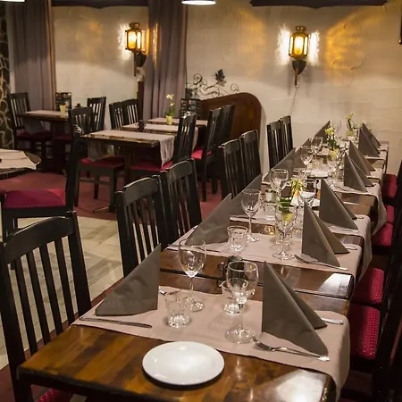 Hotelli-ravintola 3*