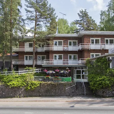 Hotelli-ravintola Hotel 3*