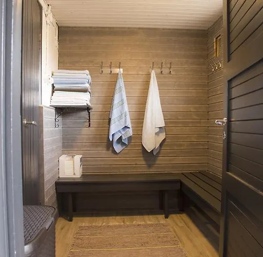 Hotel Hotelli-ravintola 3*