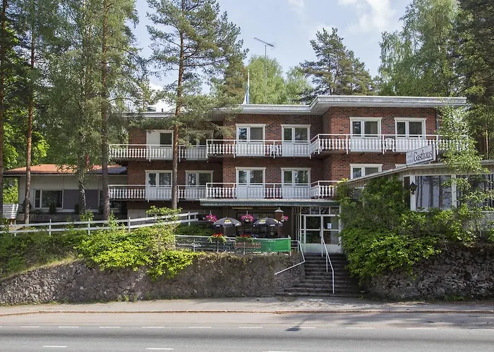 Hotelli-ravintola Hotel 3*